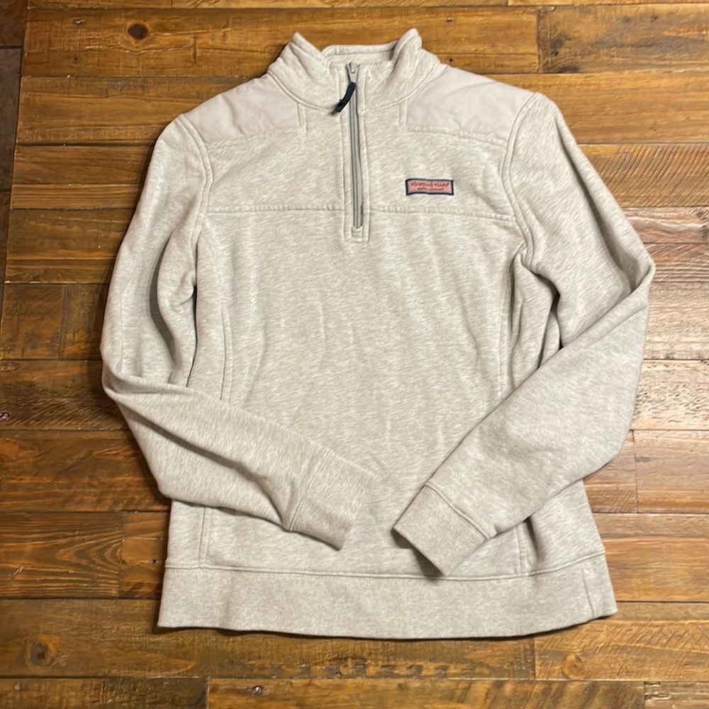 Vineyard vines